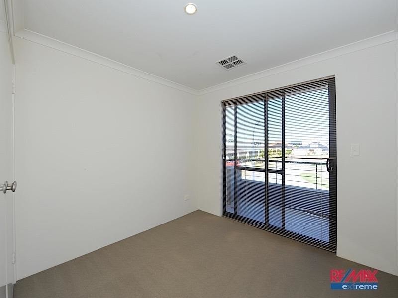 38 Masthead Close, Jindalee WA 6036