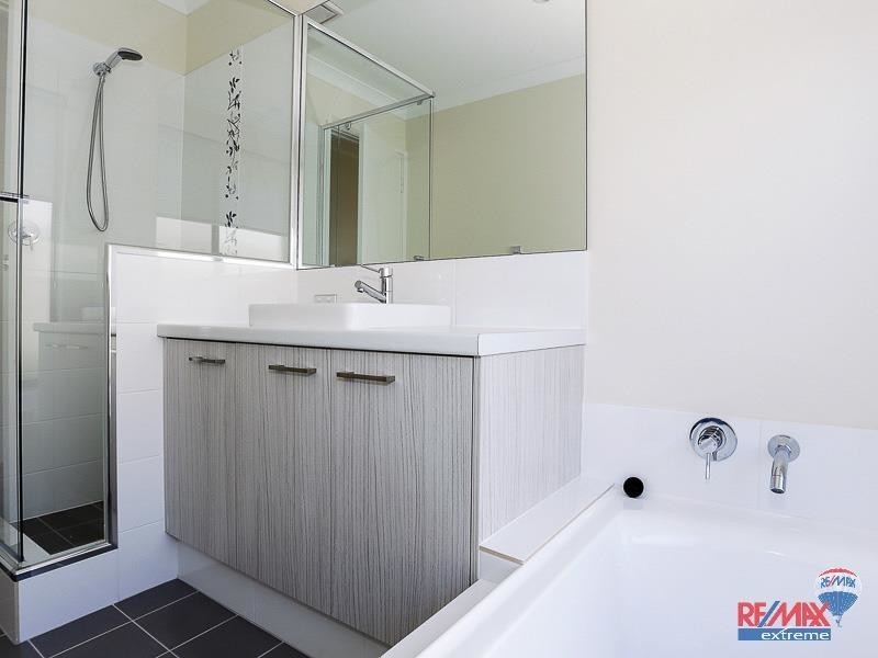 32 Chesham Rise, Alkimos WA 6038