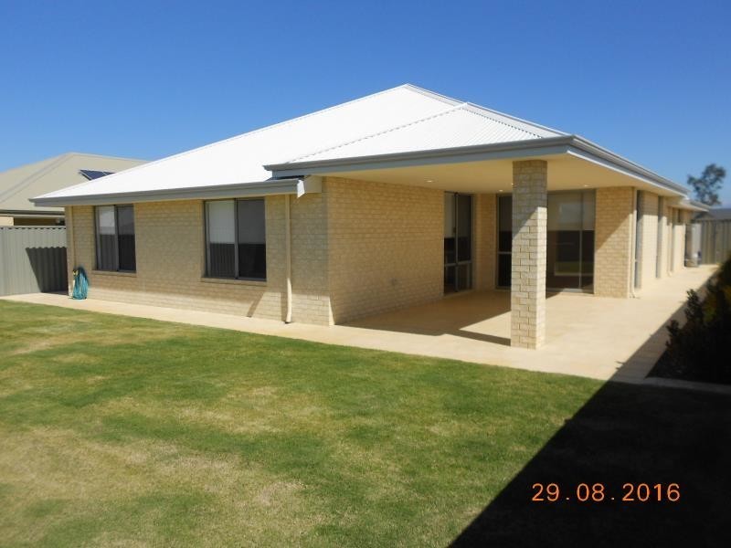 32 Chesham Rise, Alkimos WA 6038