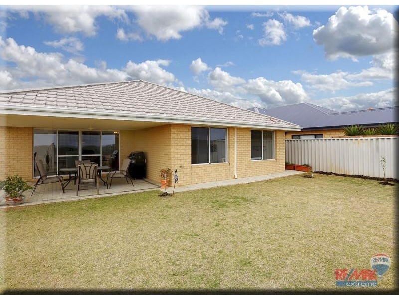 15 Arthog Street, Butler WA 6036