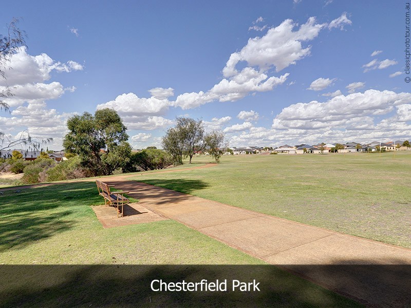 9002 Nicholas Road, Hocking WA 6065