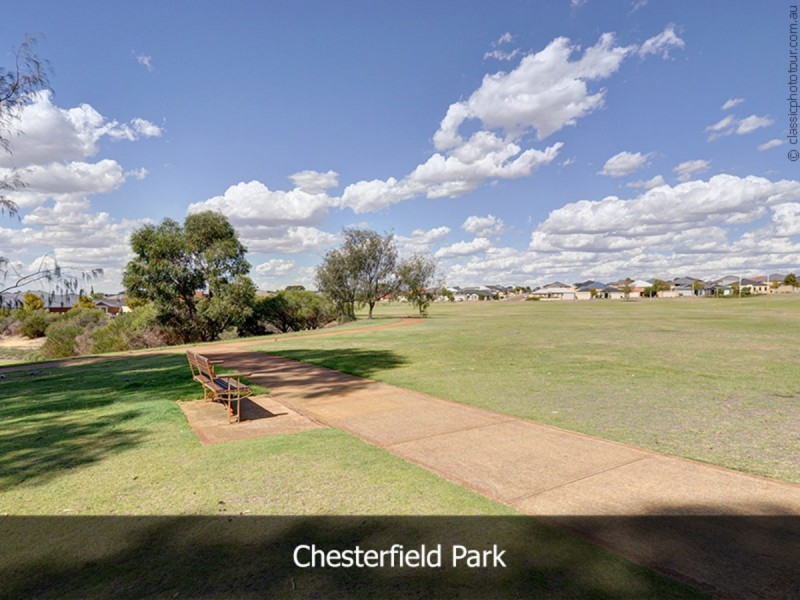 12 Stuttgart Avenue, Hocking WA 6065