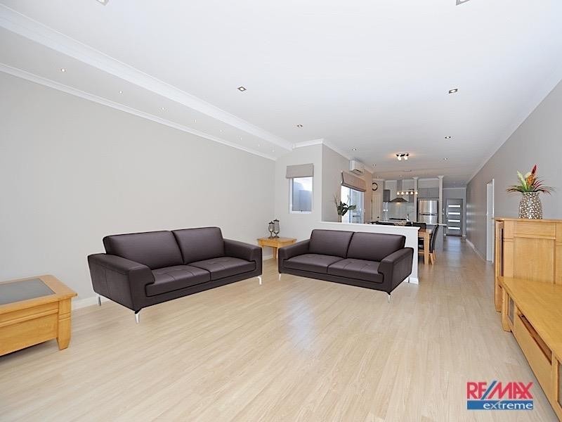 7 Rathkeale Boulevard, Ridgewood WA 6030