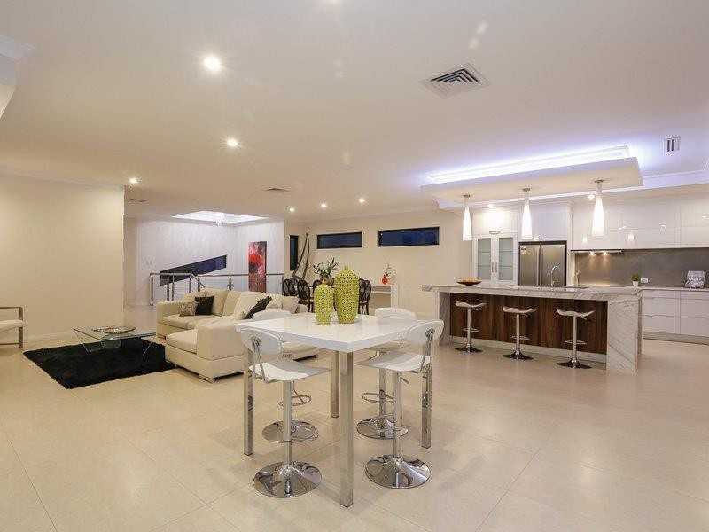 469 Burns Beach Road, Iluka WA 6028