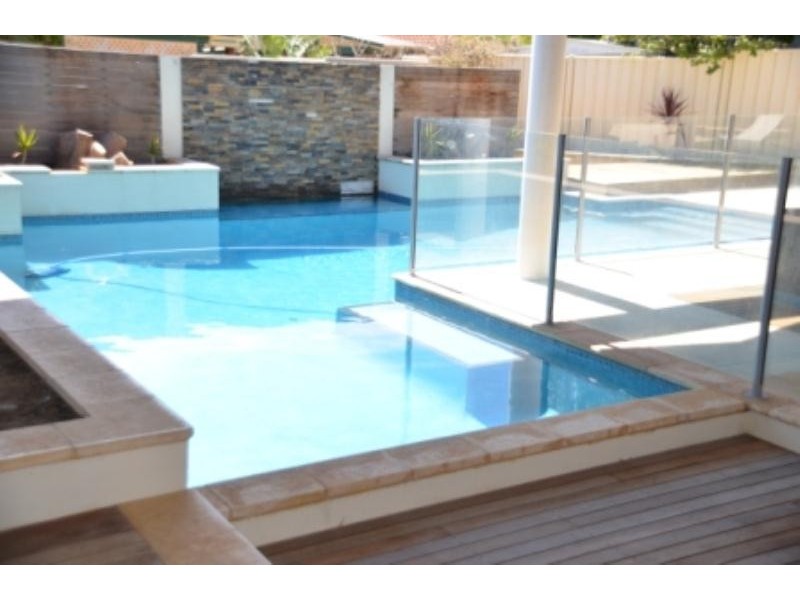 4 Rake Court, Ocean Reef WA 6027