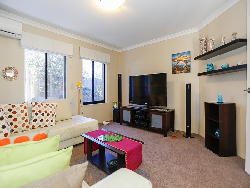 49 Vanderlin Crescent, Ridgewood WA 6030