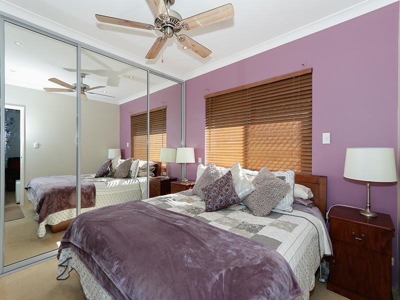 15 Conway Grove, Heathridge WA 6027