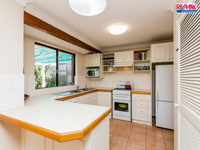 25 Cruise Court, Heathridge WA 6027