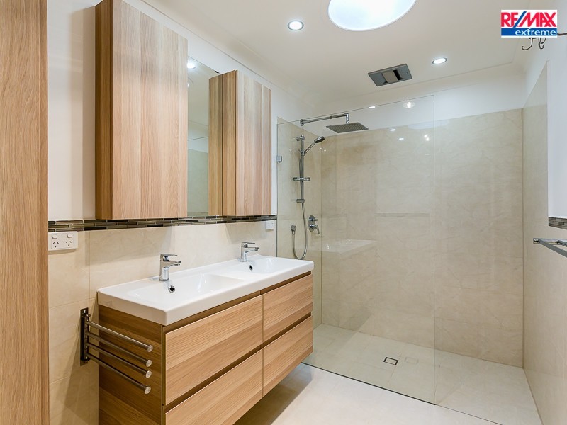 25 Cruise Court, Heathridge WA 6027