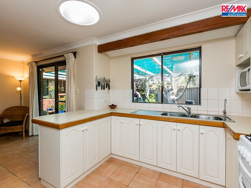 25 Cruise Court, Heathridge WA 6027