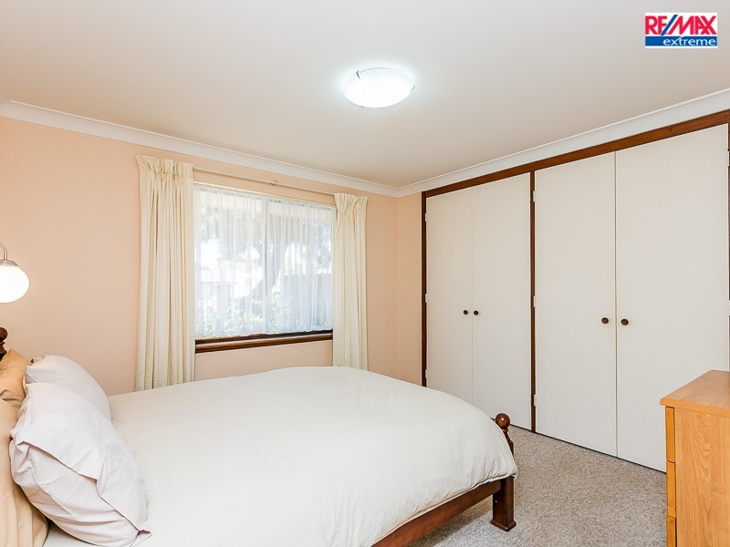 25 Cruise Court, Heathridge WA 6027