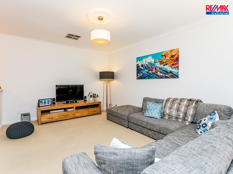 6 Jury Close, Ocean Reef WA 6027