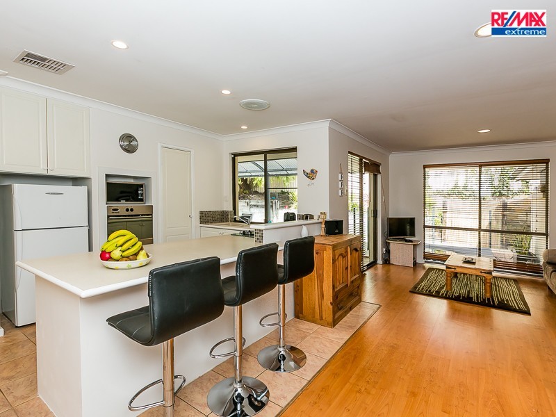 6 Jury Close, Ocean Reef WA 6027