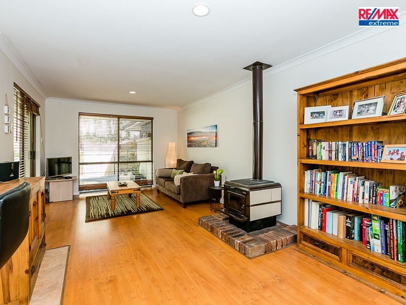 6 Jury Close, Ocean Reef WA 6027