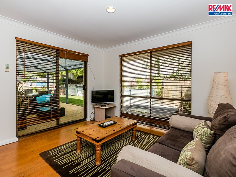 6 Jury Close, Ocean Reef WA 6027