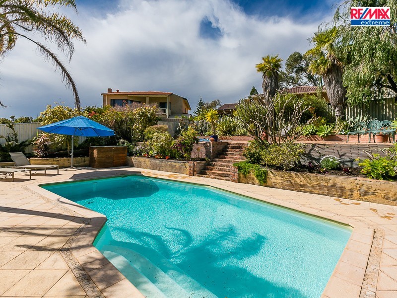 6 Jury Close, Ocean Reef WA 6027