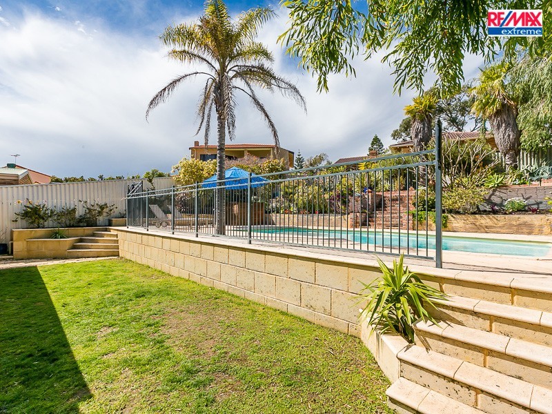 6 Jury Close, Ocean Reef WA 6027