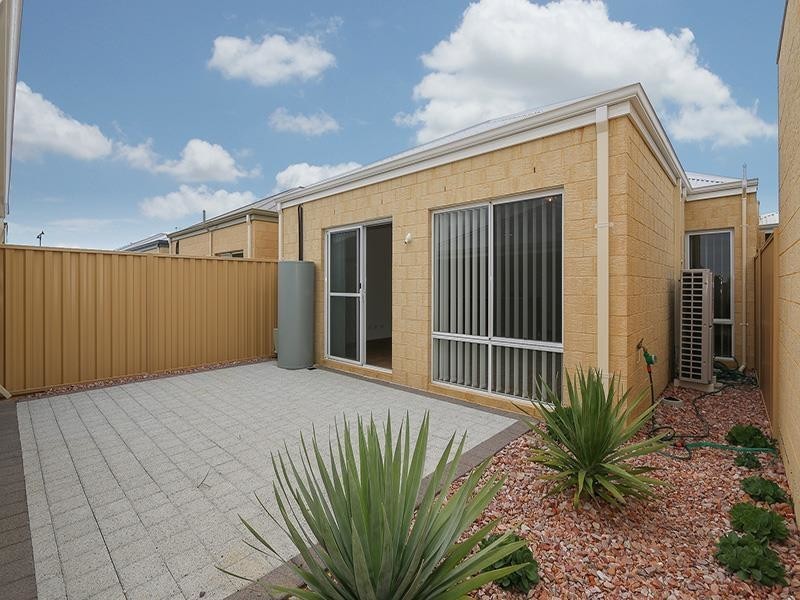 19 Randstone Parade, Butler WA 6036