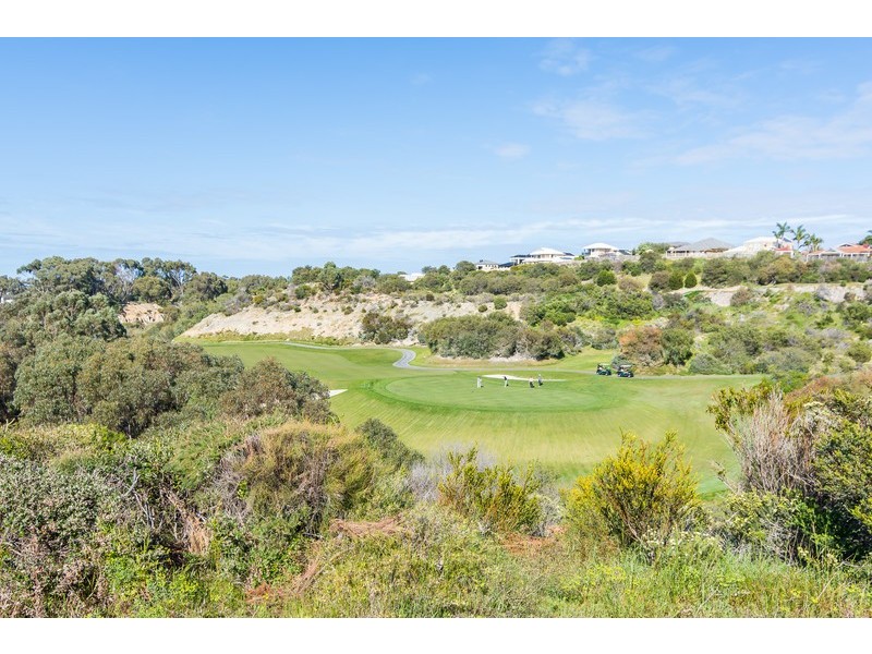 27 Harbour Town Heights, Connolly WA 6027