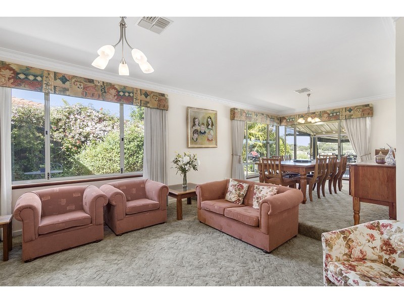 27 Harbour Town Heights, Connolly WA 6027