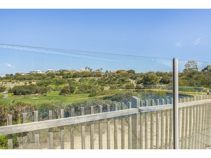 27 Harbour Town Heights, Connolly WA 6027