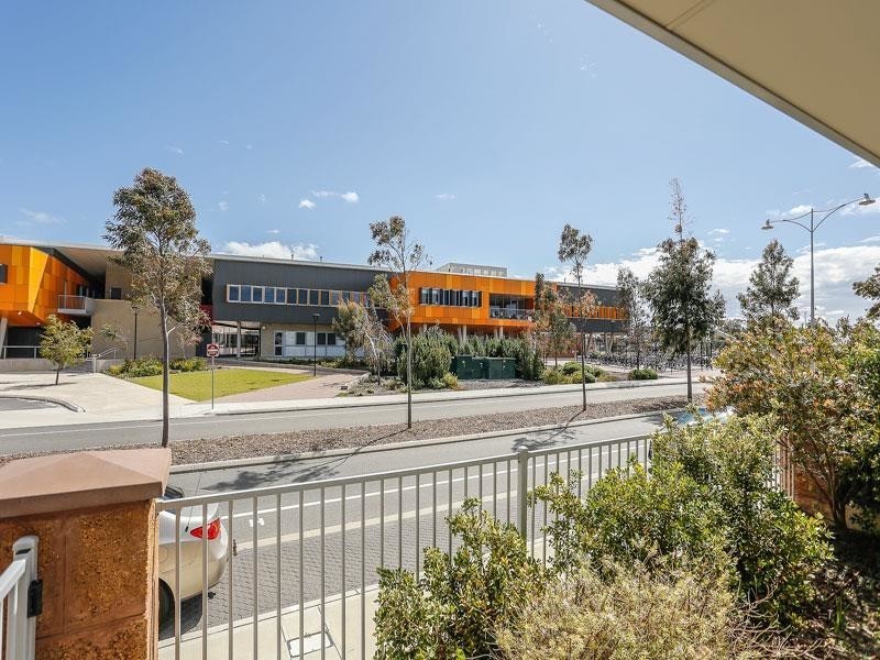 67 Splendens Avenue, Banksia Grove WA 6031