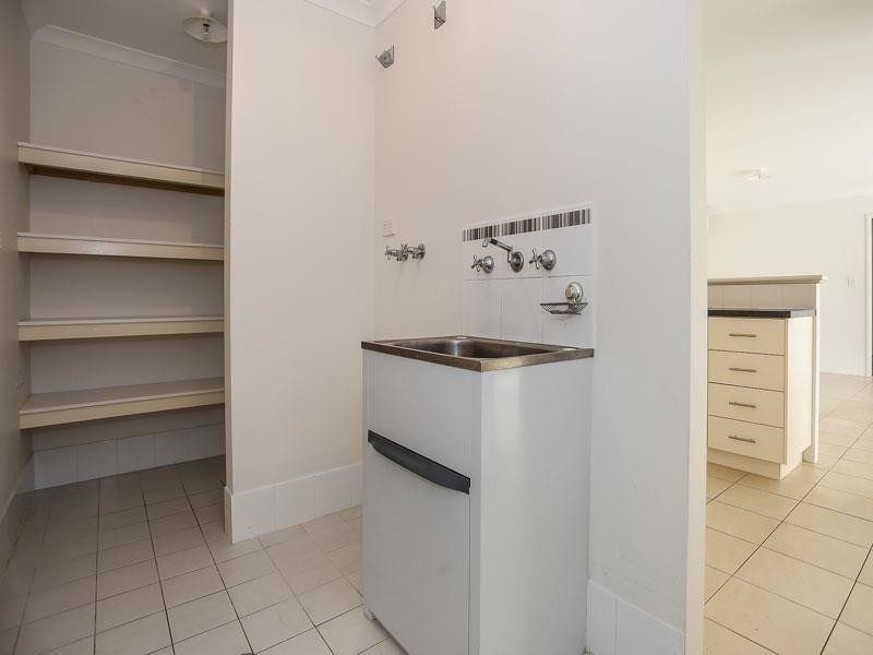 67 Splendens Avenue, Banksia Grove WA 6031