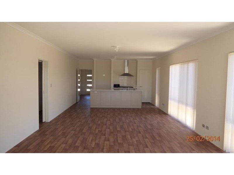 28 Parkland Drive, Yanchep WA 6035