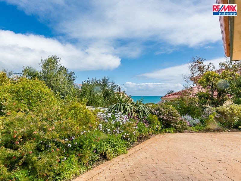 30 Mabena Place, Ocean Reef WA 6027