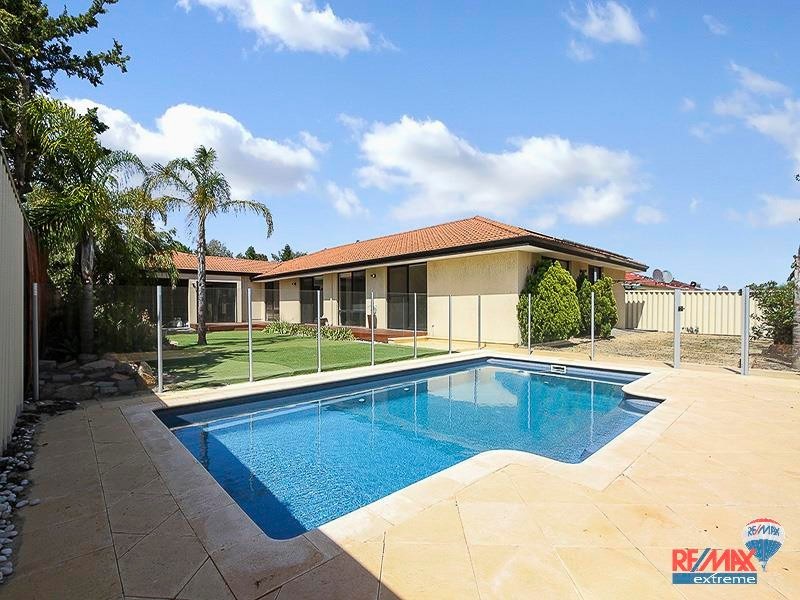 462 Shenton Avenue, Iluka WA 6028