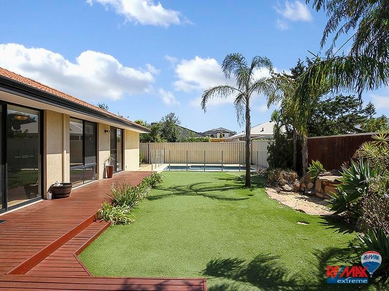 462 Shenton Avenue, Iluka WA 6028