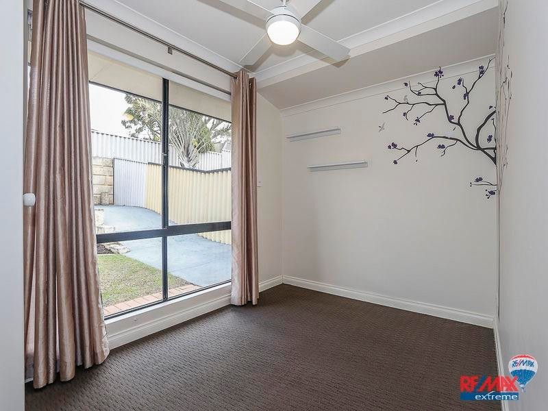 14 Heacham Avenue, Hocking WA 6065