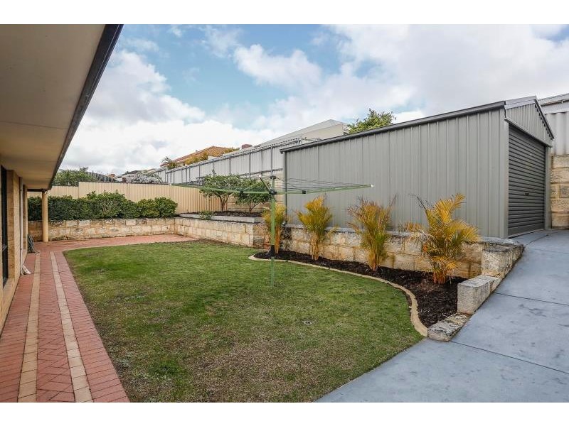 14 Heacham Avenue, Hocking WA 6065