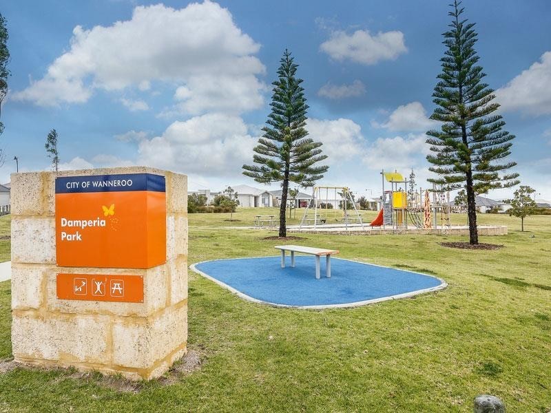 15 Damperia Green, Sinagra WA 6065