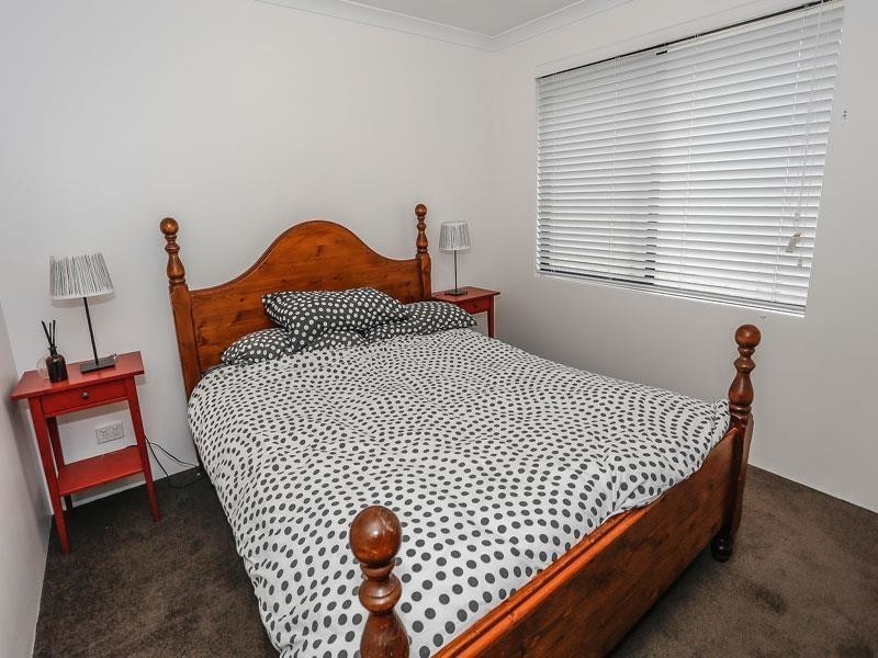 15 Damperia Green, Sinagra WA 6065