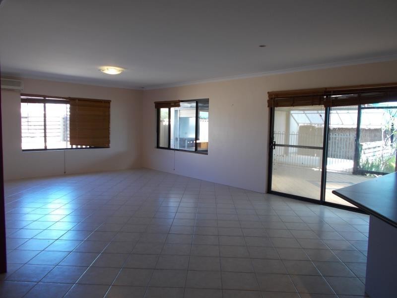 12 Brailsford Way, Butler WA 6036