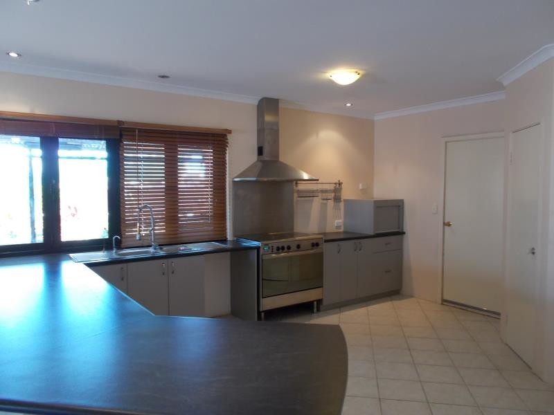 12 Brailsford Way, Butler WA 6036