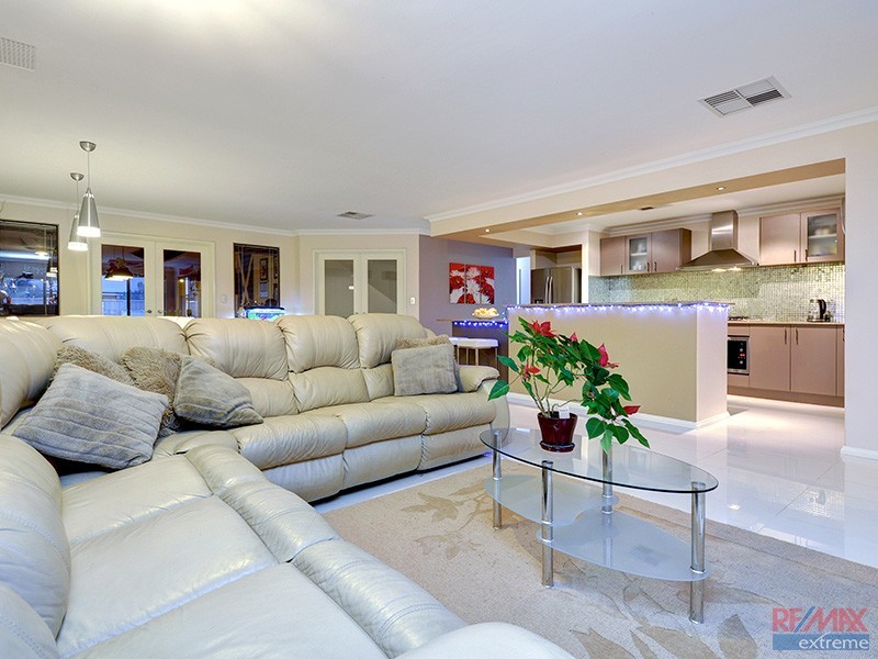 4 Clogher Street, Ridgewood WA 6030