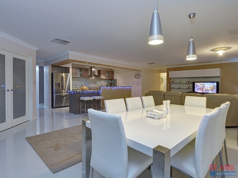 4 Clogher Street, Ridgewood WA 6030