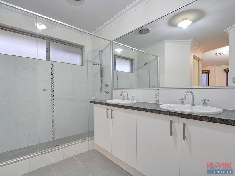 4 Clogher Street, Ridgewood WA 6030