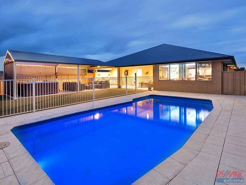 4 Clogher Street, Ridgewood WA 6030