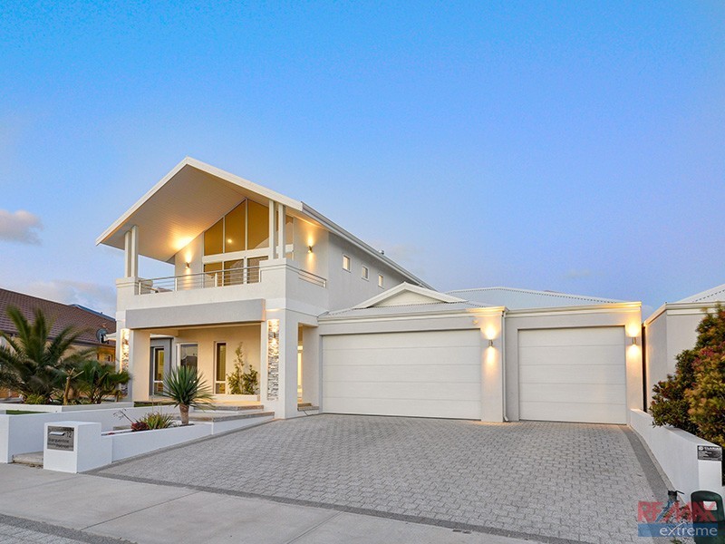 12 Barquentine Avenue, Jindalee WA 6036