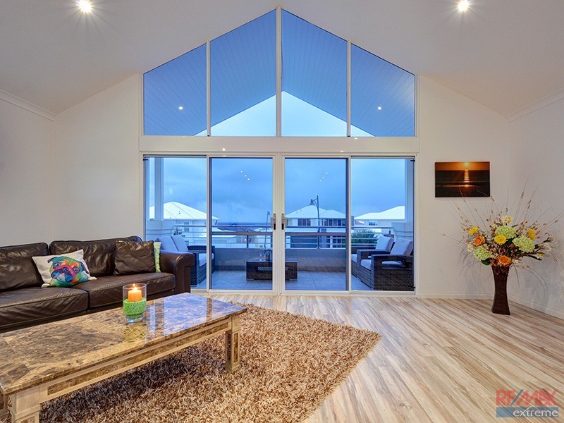 12 Barquentine Avenue, Jindalee WA 6036