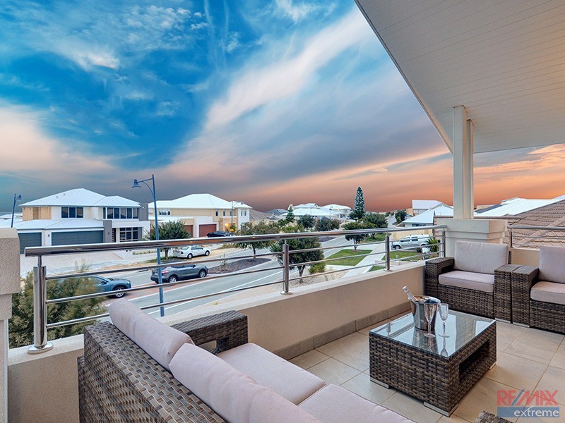 12 Barquentine Avenue, Jindalee WA 6036