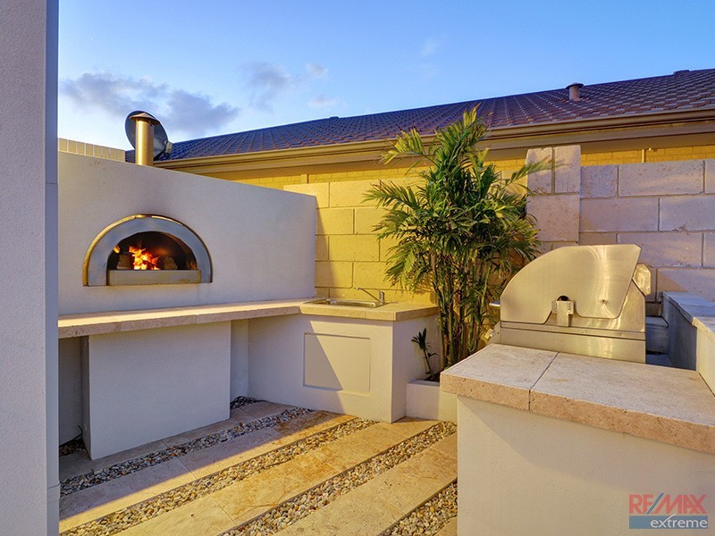 12 Barquentine Avenue, Jindalee WA 6036