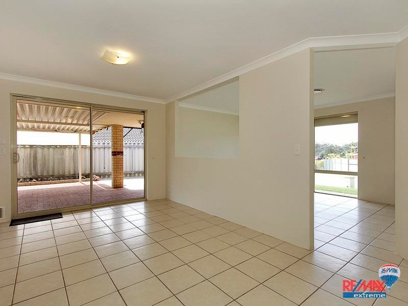 61 Frond Circuit, Banksia Grove WA 6031