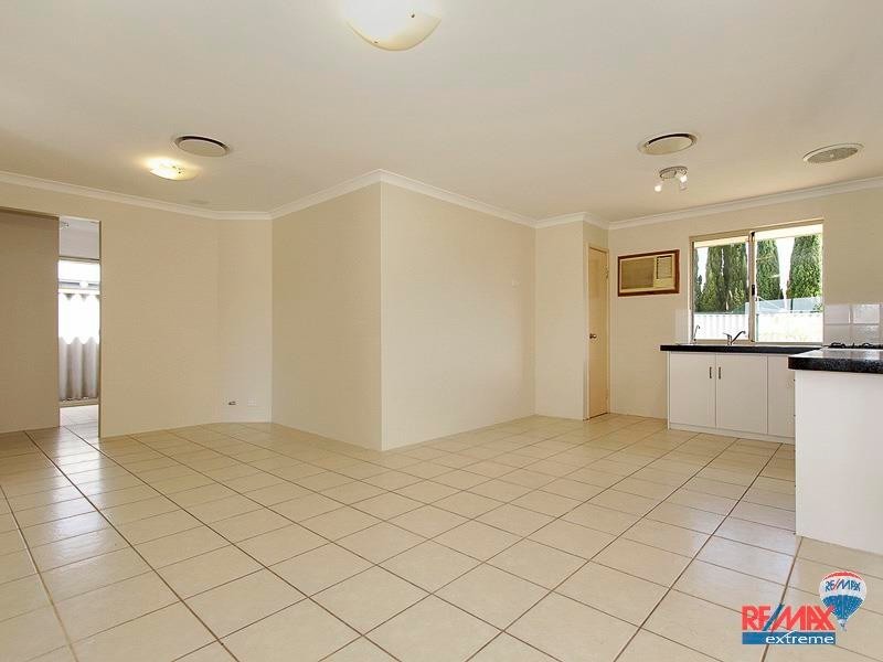 61 Frond Circuit, Banksia Grove WA 6031