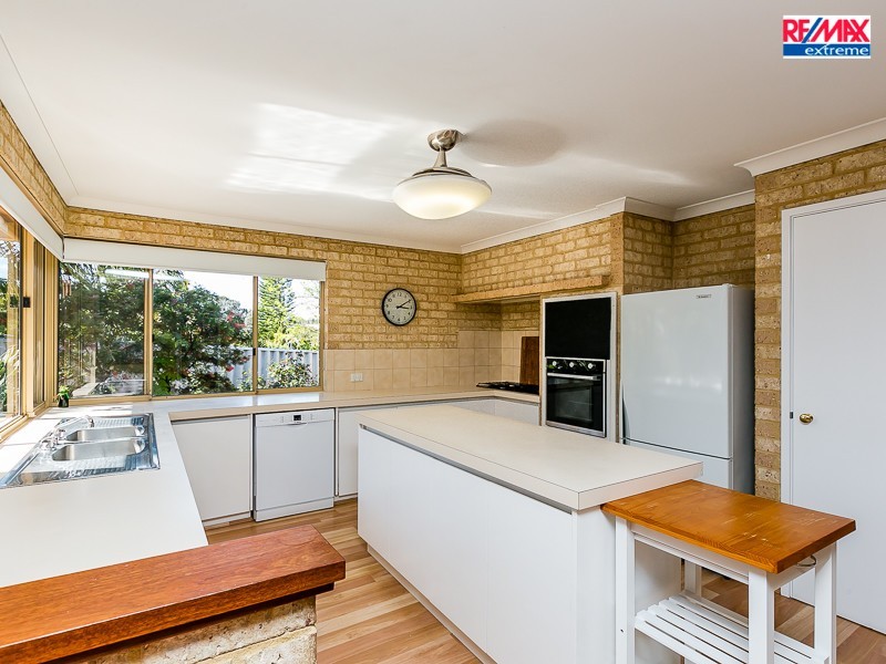 51 Ellendale Drive, Heathridge WA 6027