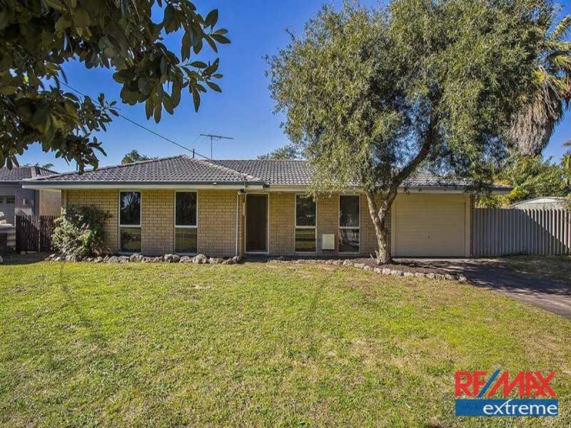 8 Waidup Street, Wanneroo WA 6065