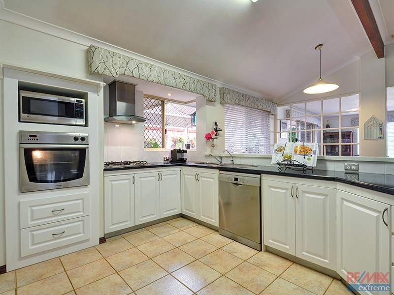 20 Delgado Parade, Iluka WA 6028